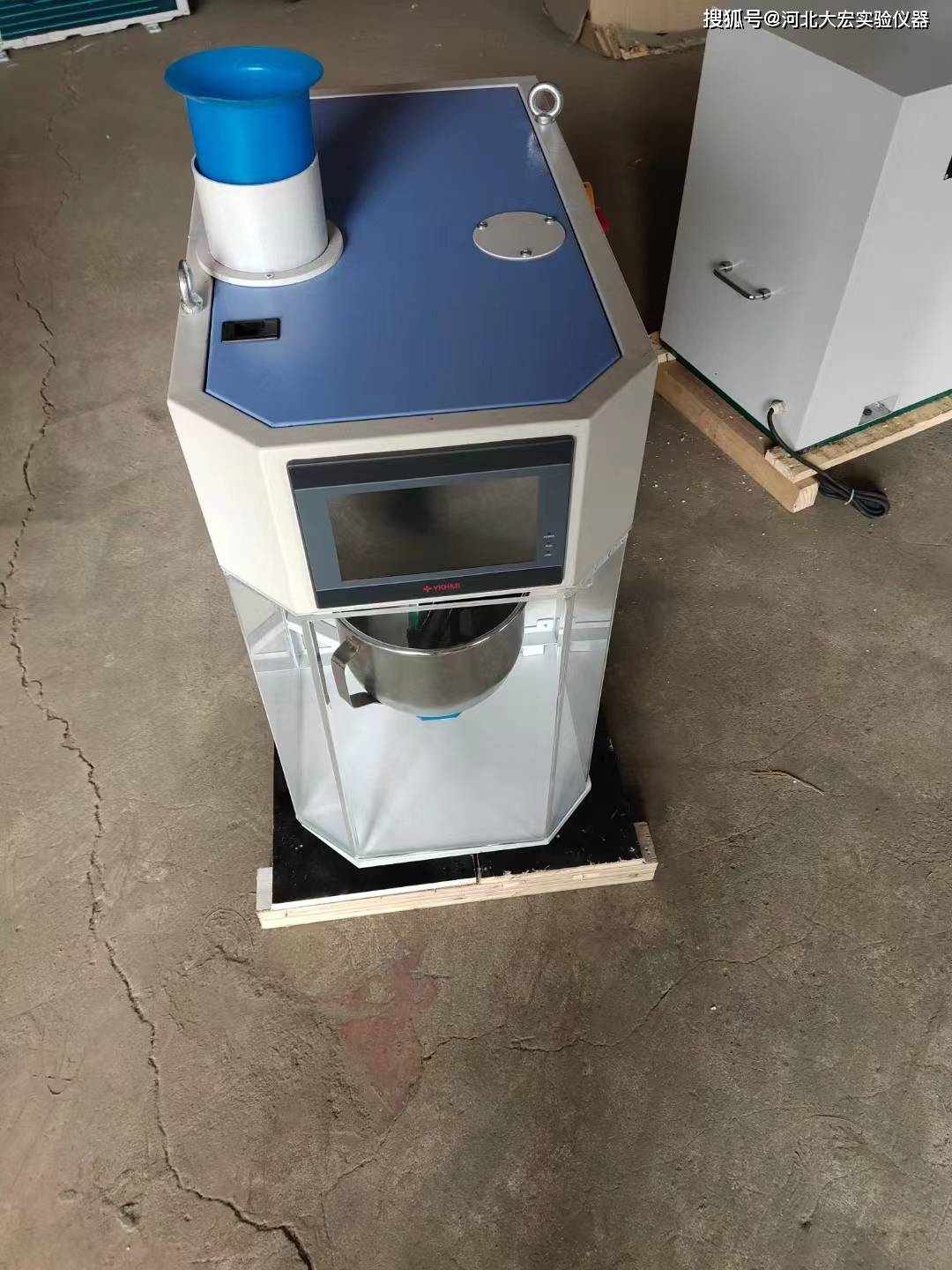 新型触摸屏水泥胶砂搅拌机